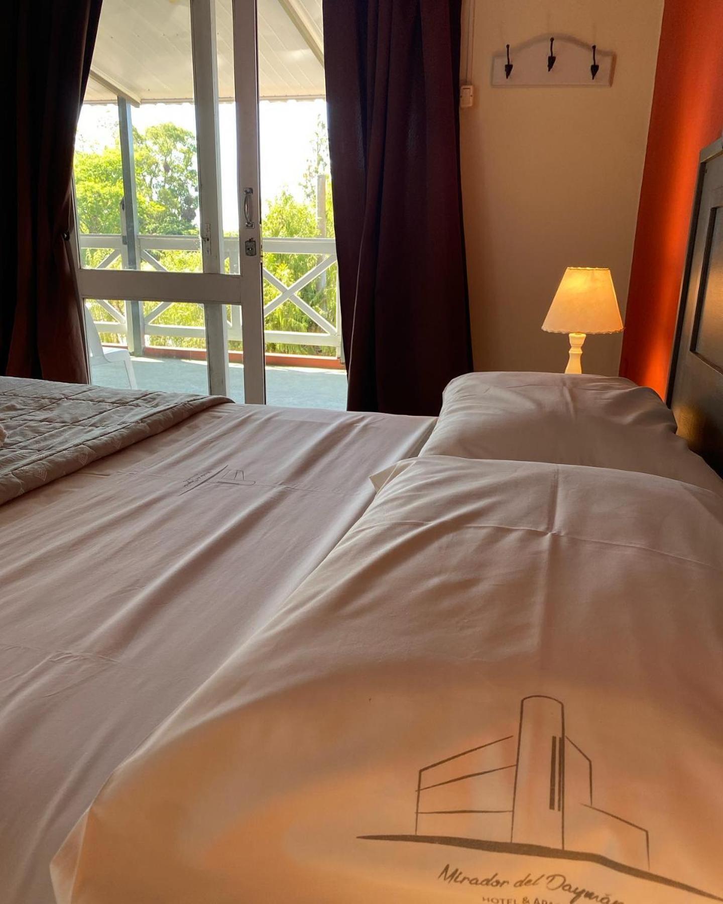 Hotel Mirador Del Dayman Termas del Daymán Екстериор снимка