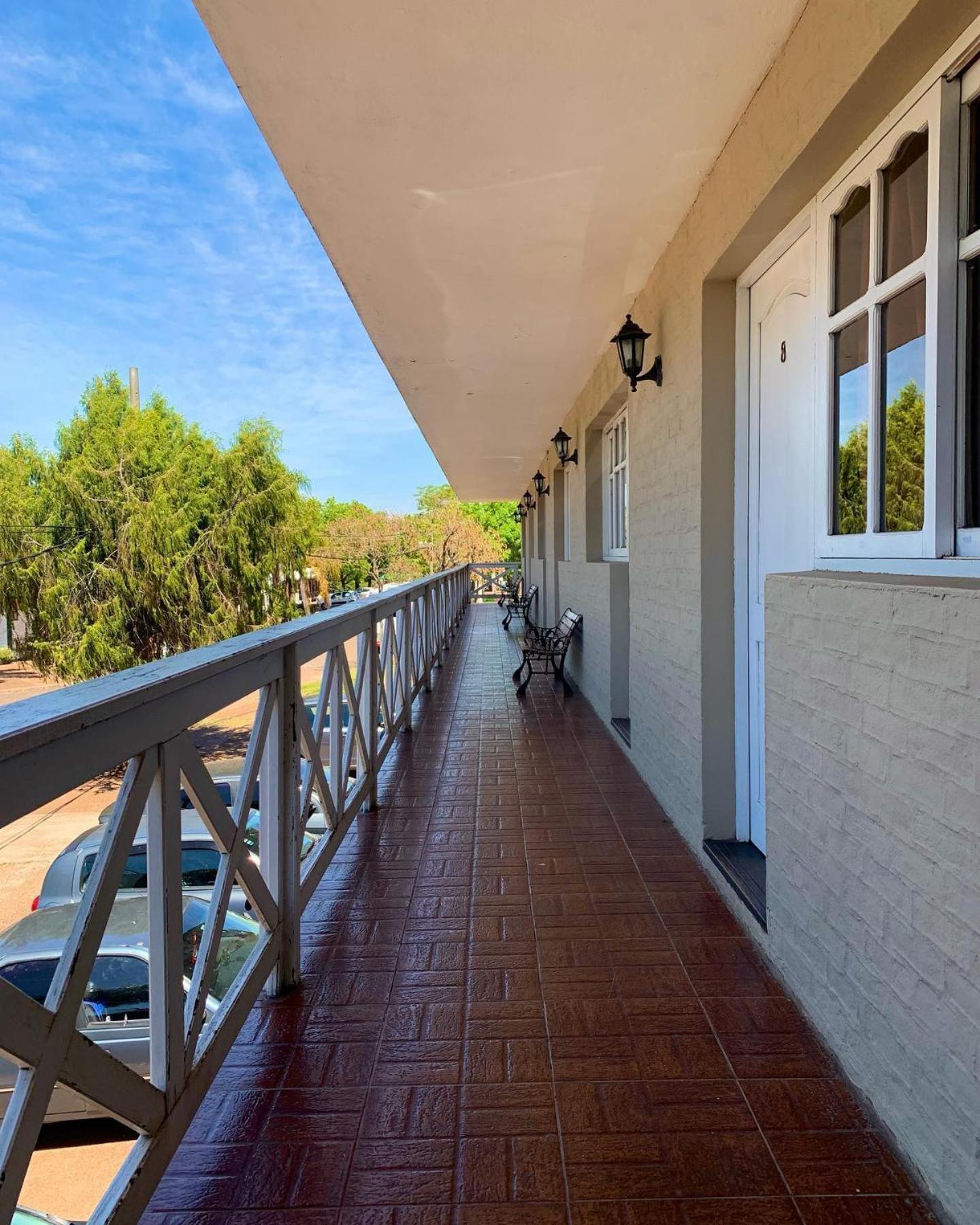 Hotel Mirador Del Dayman Termas del Daymán Екстериор снимка
