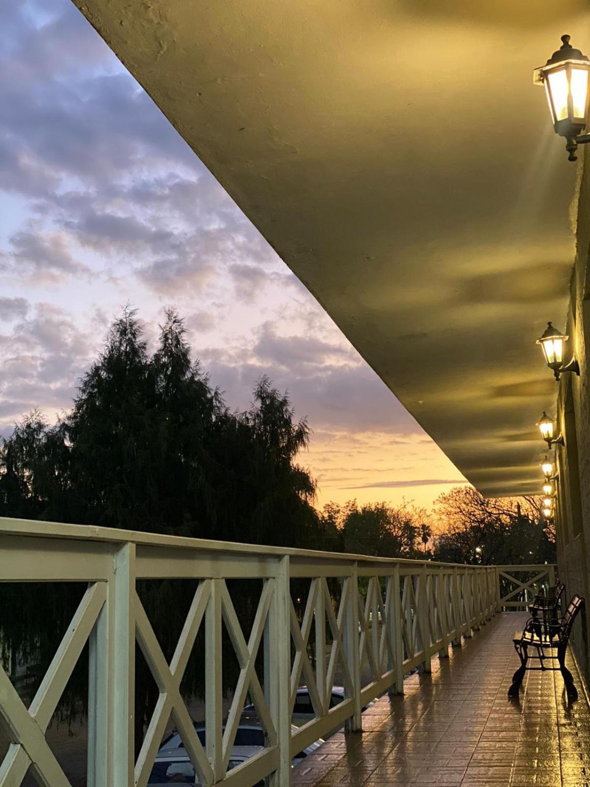 Hotel Mirador Del Dayman Termas del Daymán Екстериор снимка