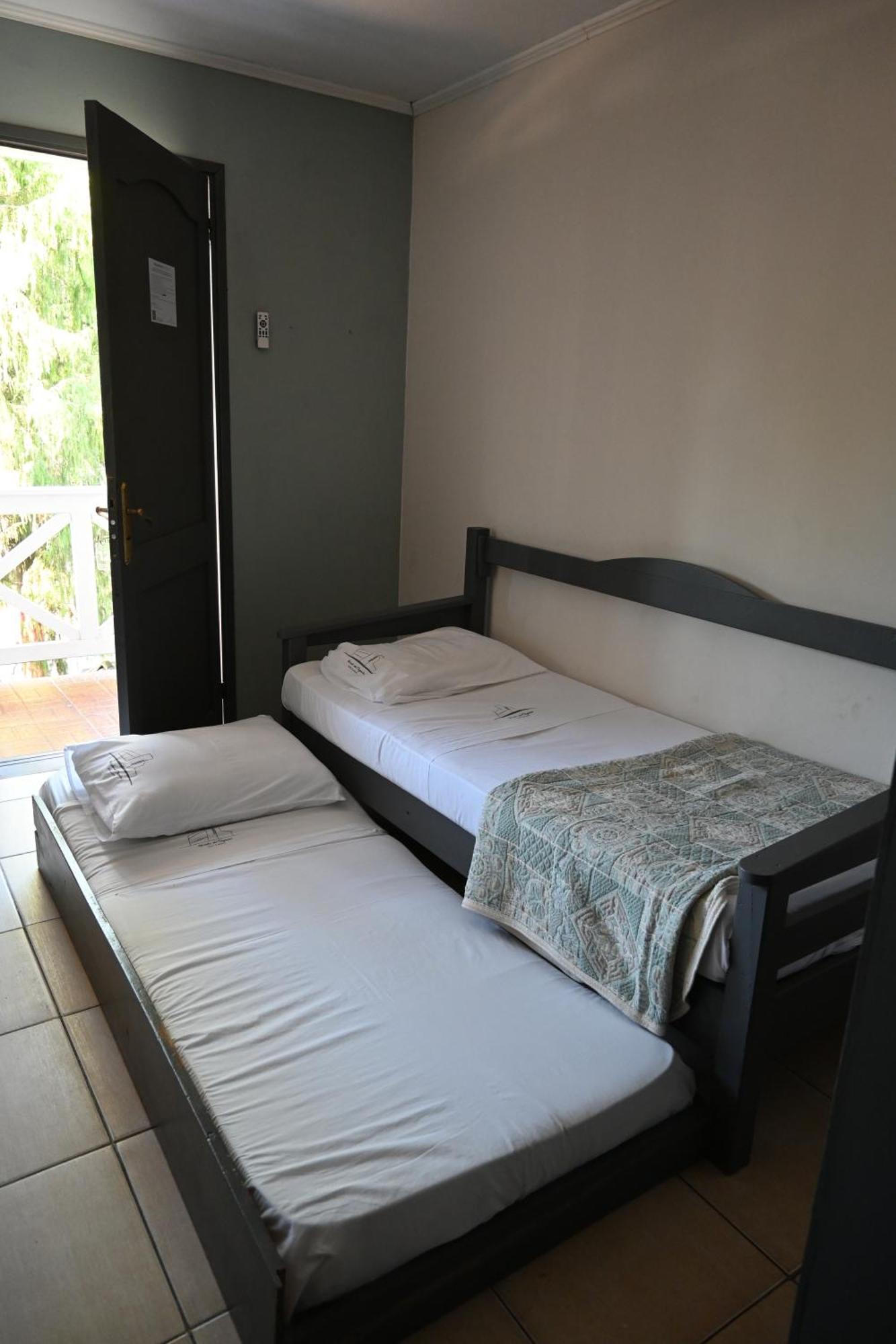 Hotel Mirador Del Dayman Termas del Daymán Екстериор снимка